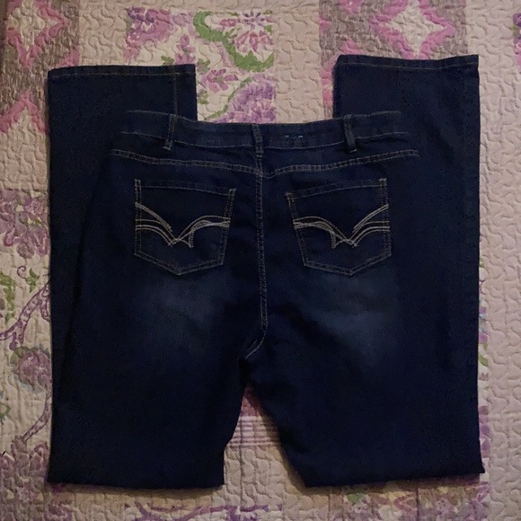 WHO Mid Rise Baby Boot - Picture 2 of 2